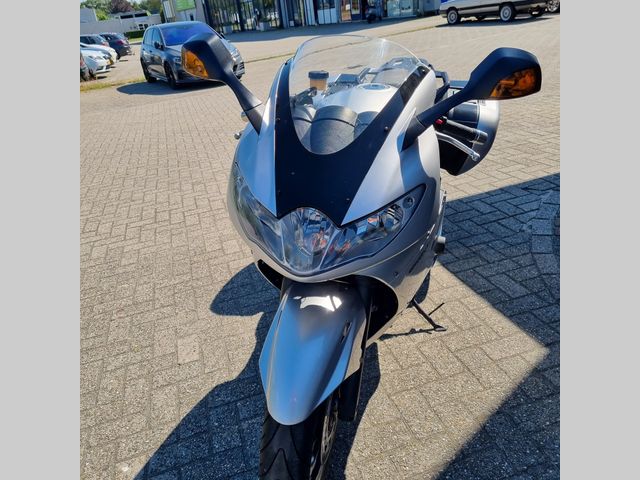 triumph - sprint-gt-abs
