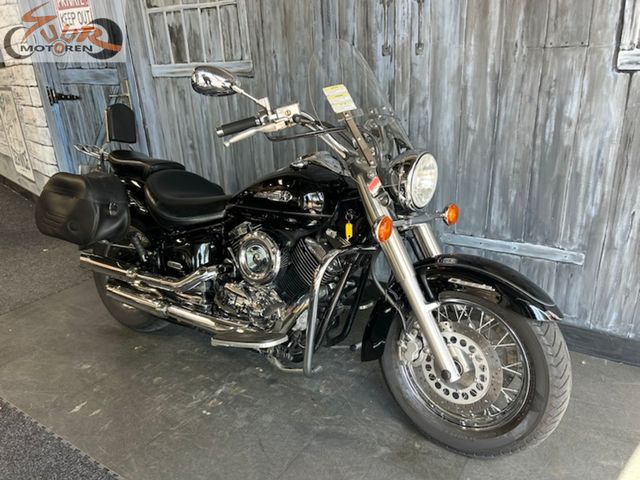 yamaha - xvs-1100-a-dragstar-classic