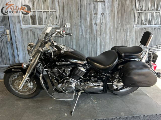 yamaha - xvs-1100-a-dragstar-classic