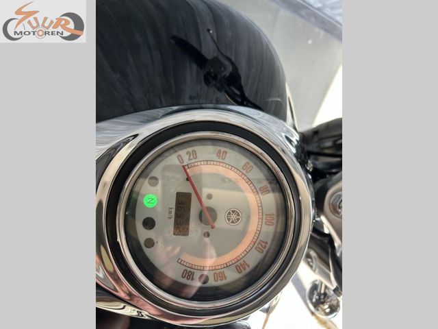 yamaha - xvs-1100-a-dragstar-classic