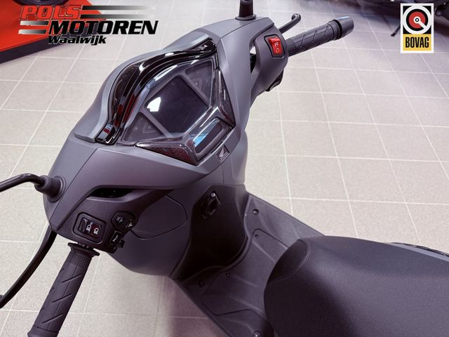 honda - sh-300i---abs