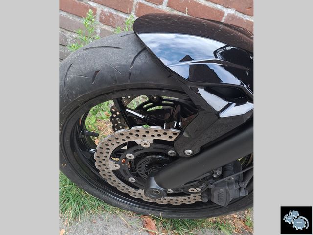 kawasaki - z650
