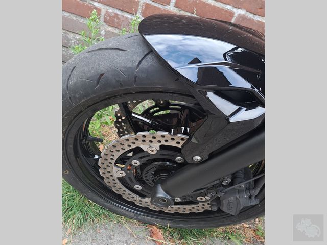 kawasaki - z650