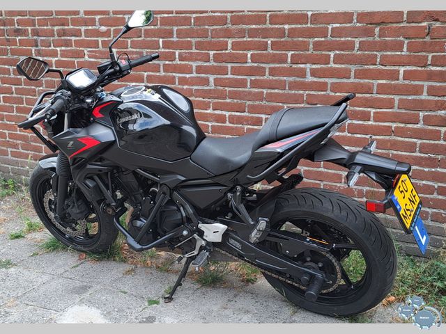 kawasaki - z650