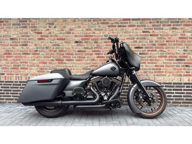 harley-davidson - cvo-street-glide