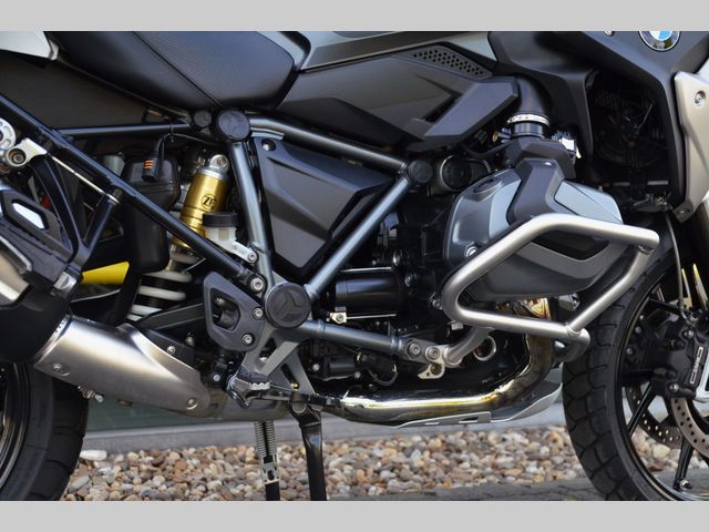 bmw - r-1250-gs-triple-black