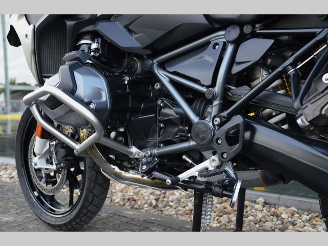 bmw - r-1250-gs-triple-black