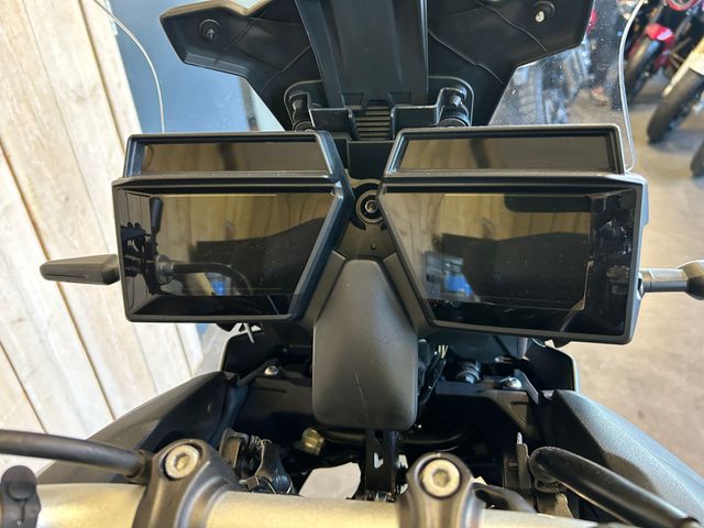 yamaha - tracer-9