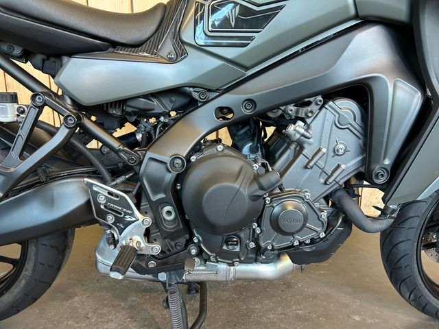 yamaha - tracer-9