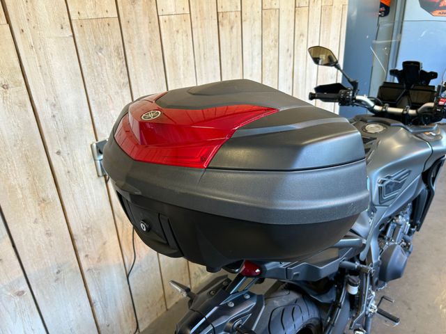 yamaha - tracer-9