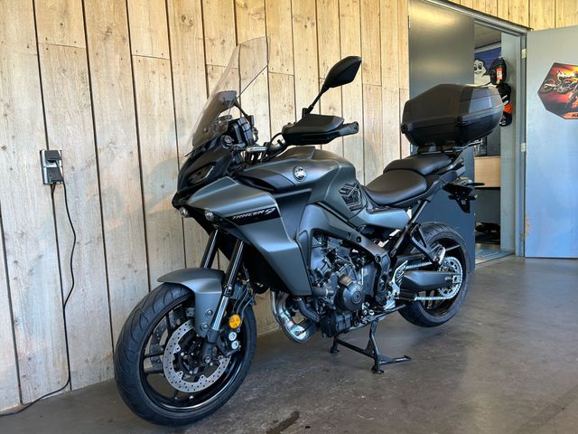yamaha - tracer-9