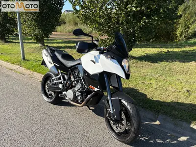 KTM 990 SUPERMOTO T – foto 3