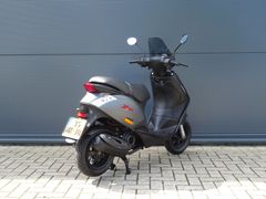 Piaggio Zip 100cc Motorscooter 2008 occasion – foto 3 van 19