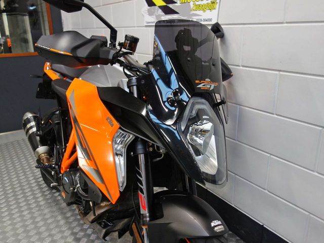 ktm - 1290-super-duke-gt