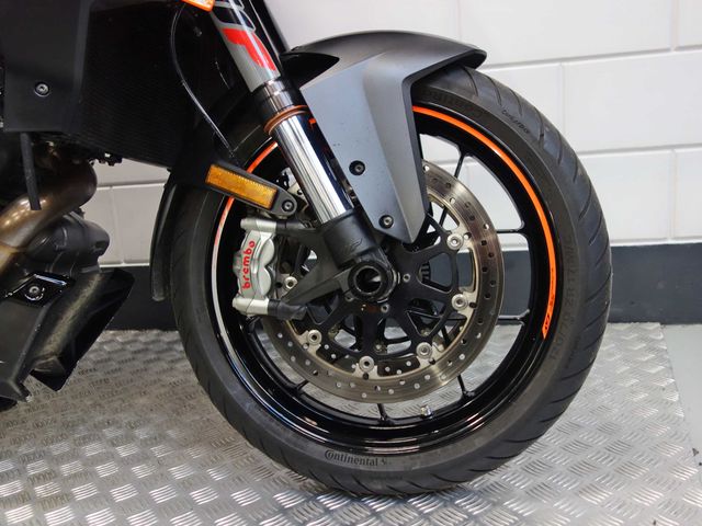 ktm - 1290-super-duke-gt