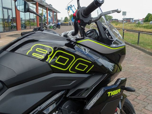 triumph - tiger-sport-800