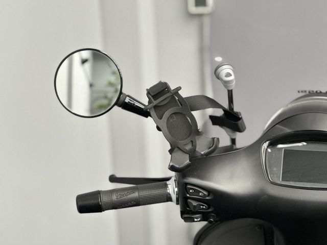 vespa - gts-300-hpe