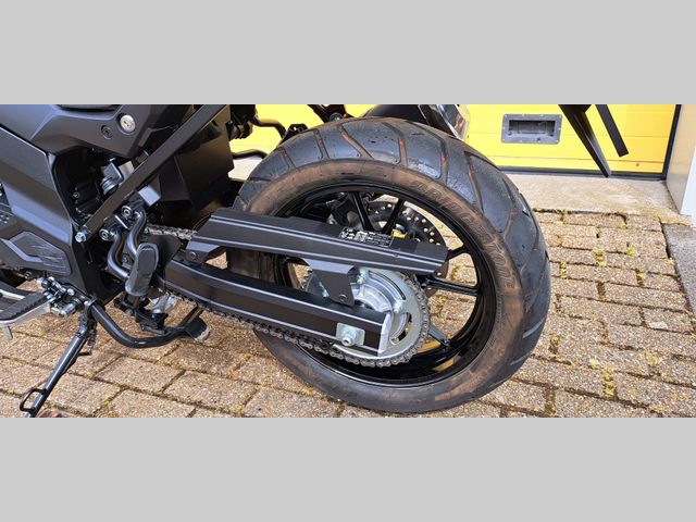 suzuki - v-strom-650-a