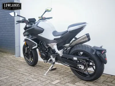 CFMOTO 800 NK SPORT – foto 4
