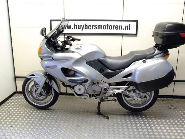 honda - nt-650-v-deauville