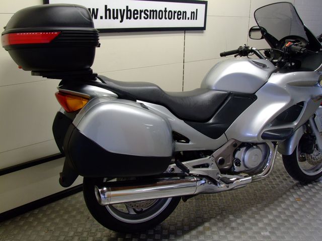 honda - nt-650-v-deauville