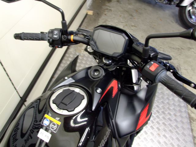 kawasaki - z650-abs