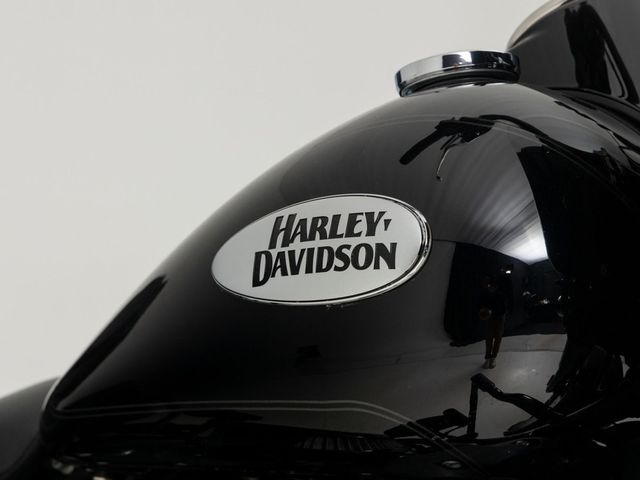 harley-davidson - heritage-softail-classic-114-flhcs