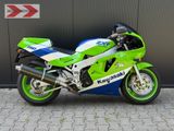 KAWASAKI ZXR 750