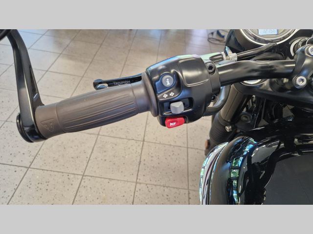 triumph - bonneville-t-100-black