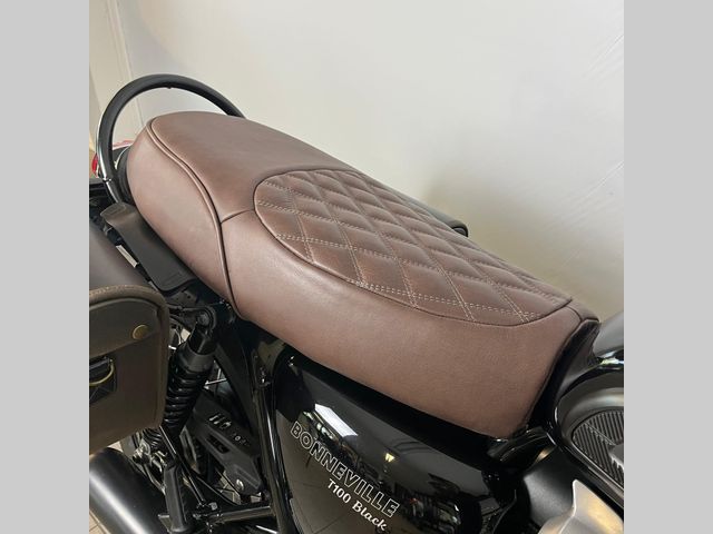 triumph - bonneville-t-100-black