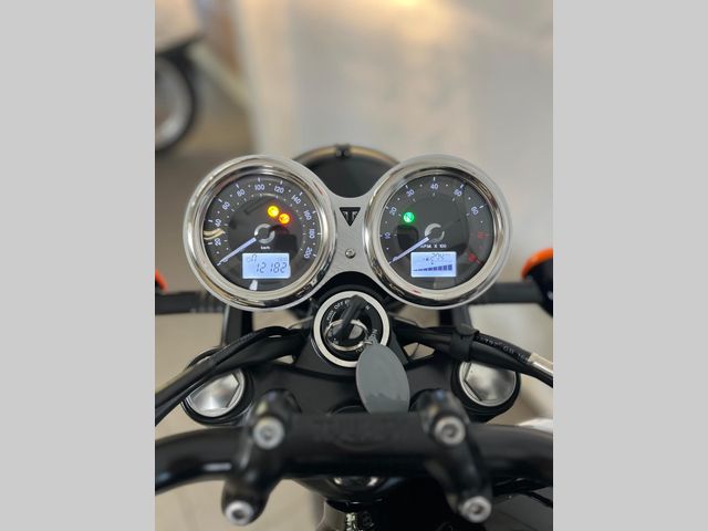 triumph - bonneville-t-100-black