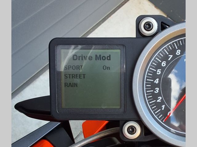 ktm - 1290-super-duke-r