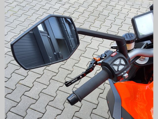 ktm - 1290-super-duke-r