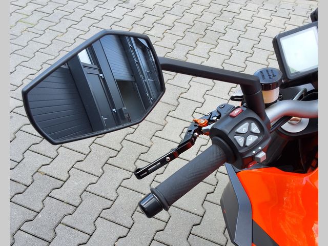 ktm - 1290-super-duke-r