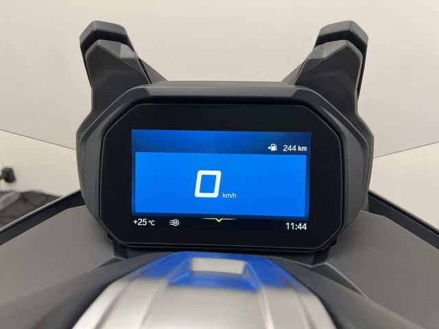 bmw - c-400-gt