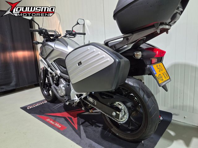 honda - nc-700-x-dct