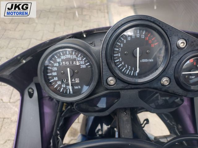 suzuki - gsx-r-750-w