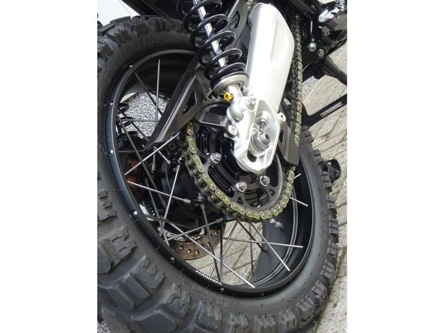 triumph - scrambler-1200-xe