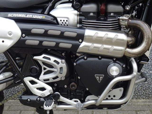 triumph - scrambler-1200-xe
