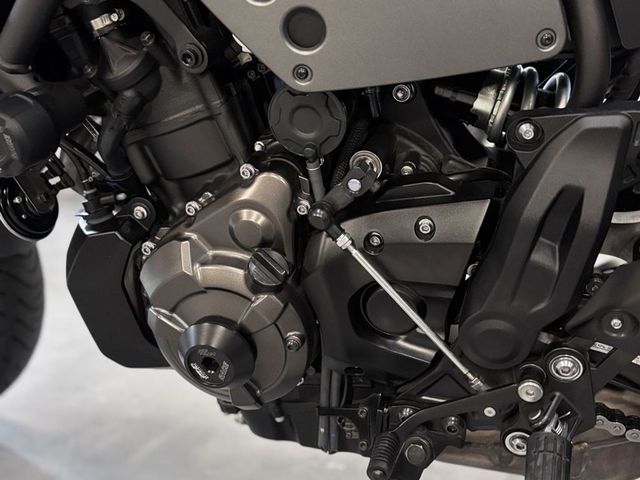 yamaha - xsr-700