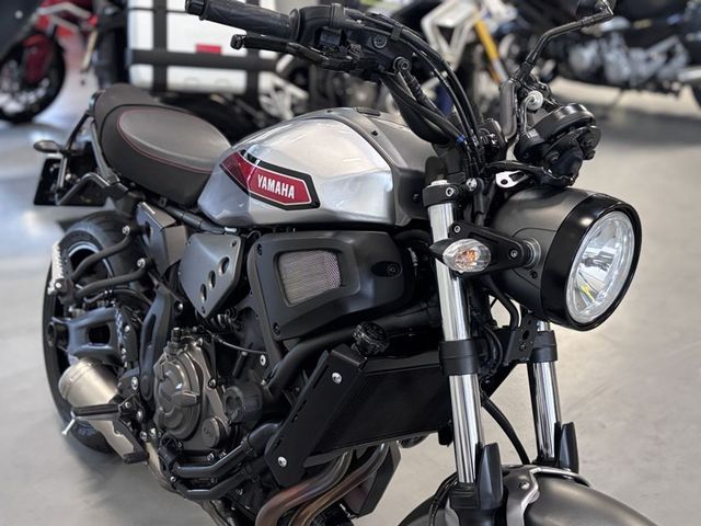 yamaha - xsr-700