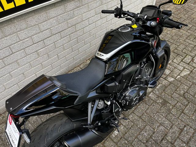 honda - cb-1000-r-black-edition