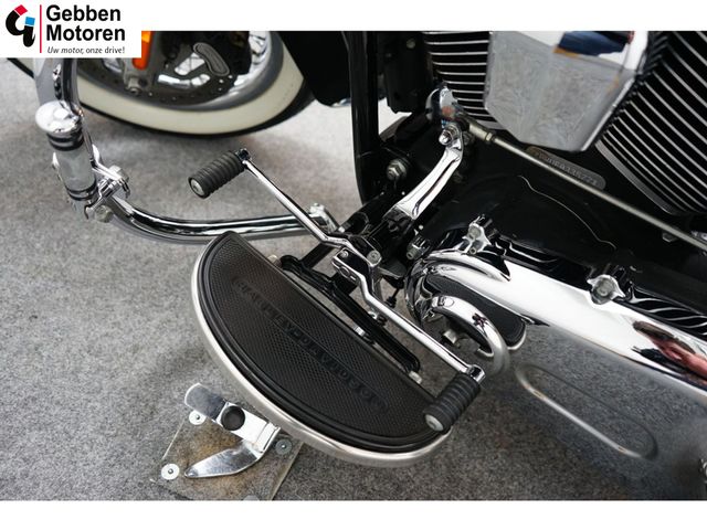 harley-davidson - heritage-softail-classic-flstc