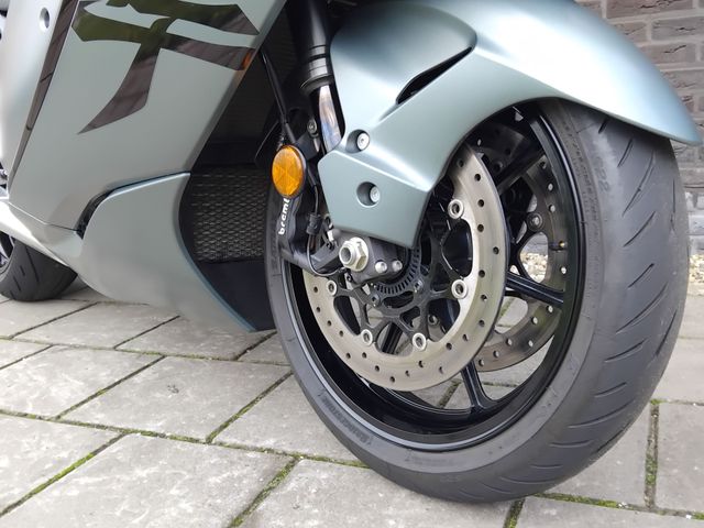 suzuki - gsx-r-1300-hayabusa