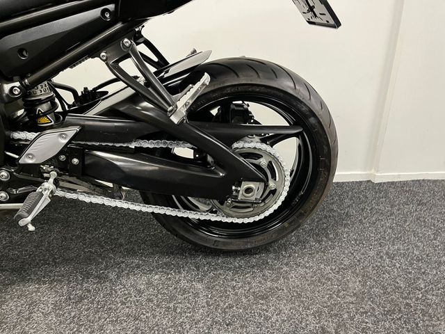 yamaha - fz-8