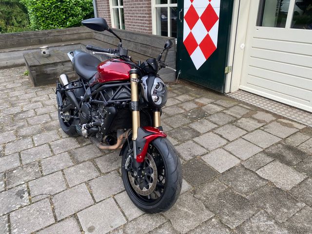 benelli - 752-s