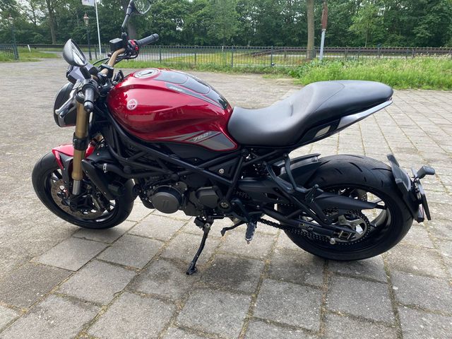 benelli - 752-s