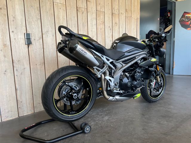triumph - speed-triple-rs