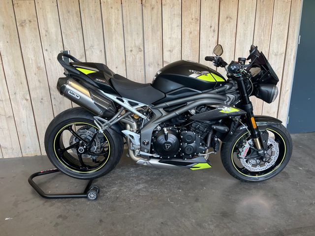 triumph - speed-triple-rs