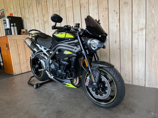 triumph - speed-triple-rs